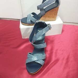 Cole Haan Women’s SZ 11B Lillian Wedge Criss-Cross Sandals, Blue Snake .